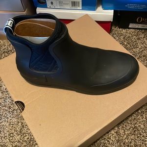 Ugg rain boots